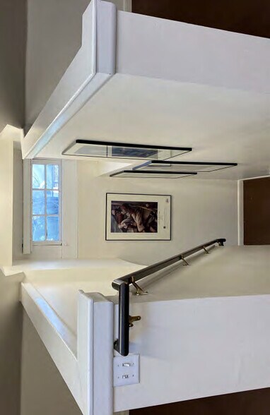 More Photos Of 2015 H St, Sacramento Office For Sale