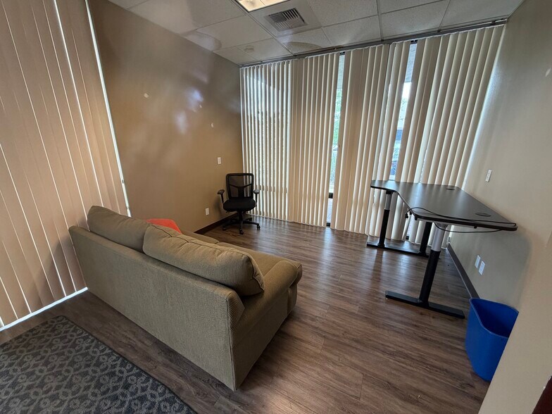 More Photos Of 3225 Monier Cir, Rancho Cordova Flex For Lease