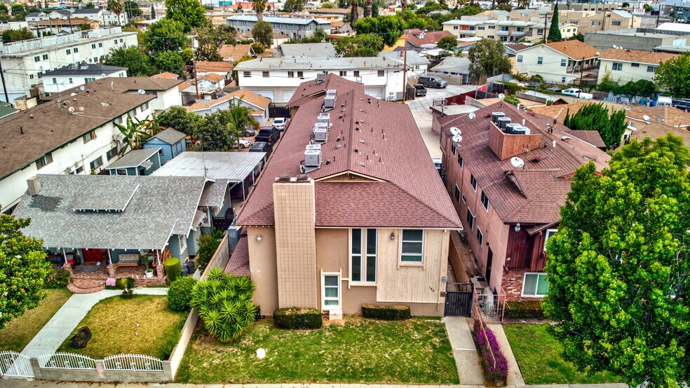 More Photos Of 125 E Buckthorn St, Inglewood Apartments For Sale