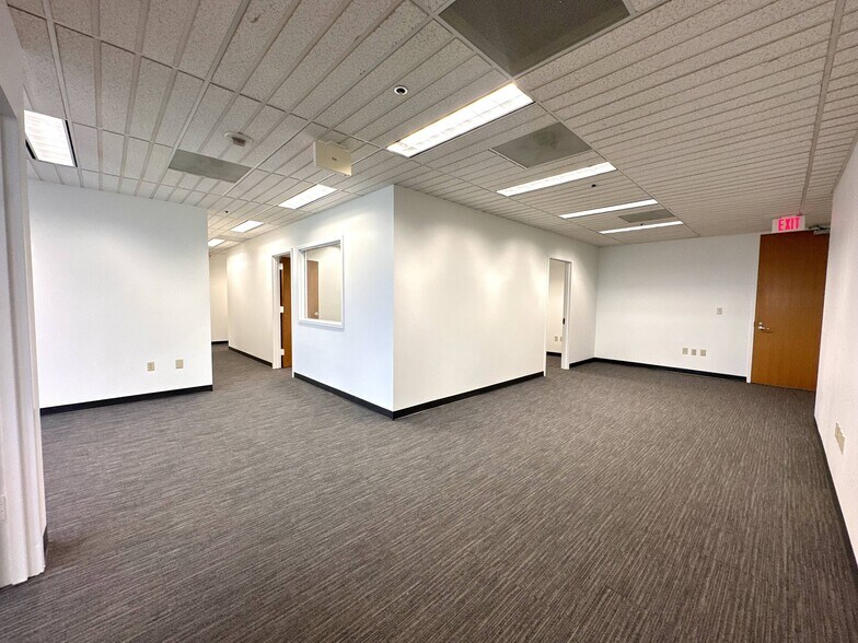 More Photos Of 315 E Robinson St, Orlando Office For Lease