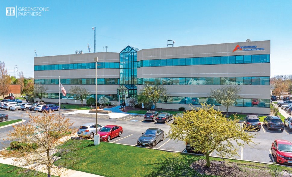 More Photos Of 1952 Mcdowell Rd, Naperville Business Park For Lease
