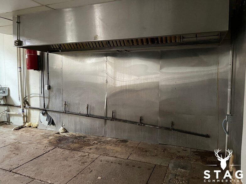 More Photos Of 208 S Main St, Aubrey Restaurant For Lease