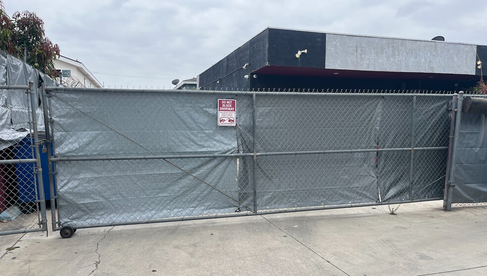 Primary Photo Of Gage Ave, Bell Warehouse For Lease