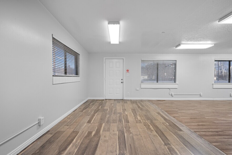 More Photos Of 9386 S Redwood Rd, West Jordan Office For Lease