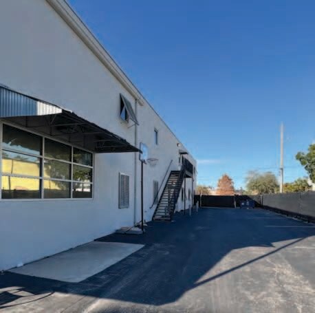 More Photos Of 822 W Central Blvd, Orlando Flex For Lease