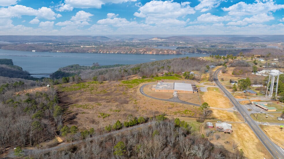 More Photos Of 5759 Tammy Little Dr, Section Warehouse For Sale