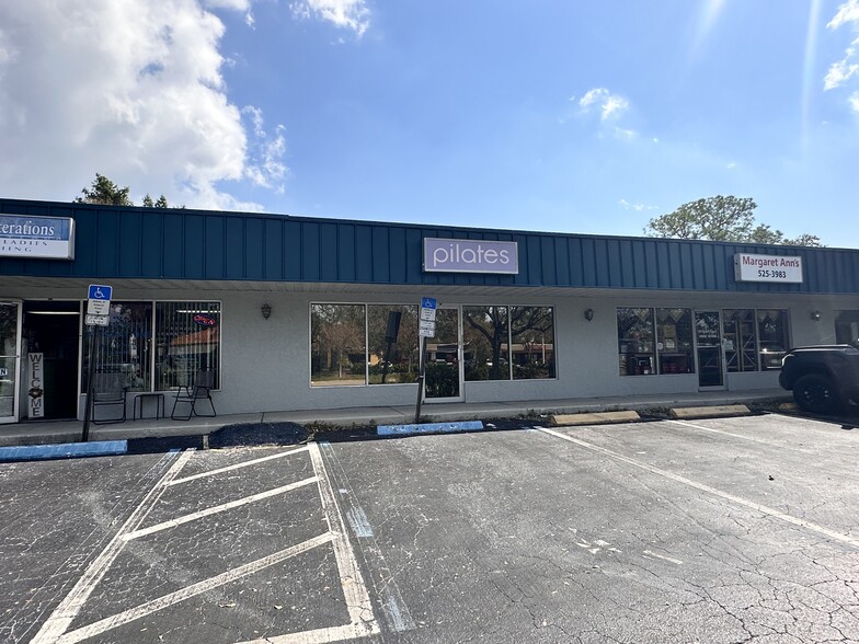 Primary Photo Of 5625 4th St N, Saint Petersburg General Retail For Lease