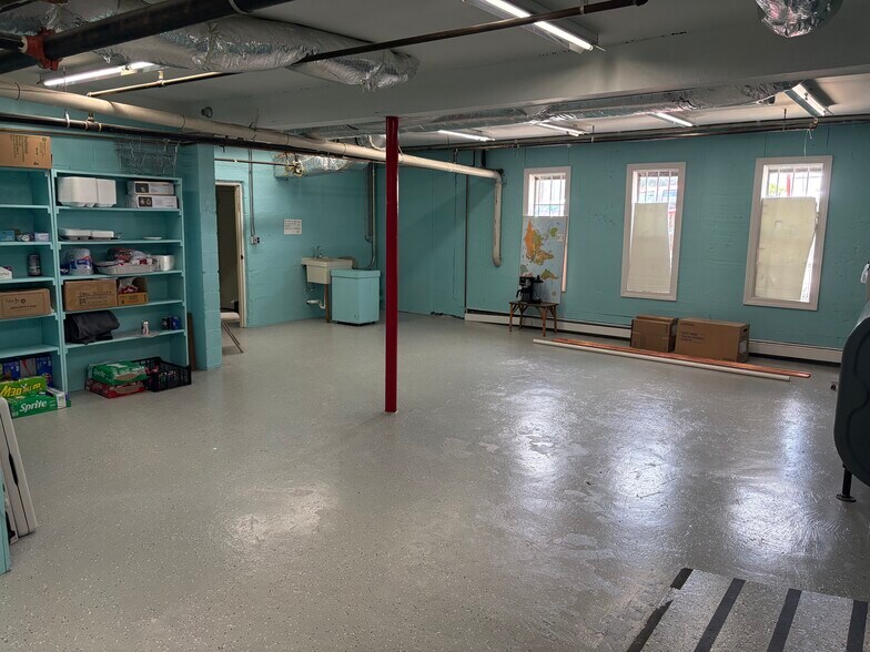 More Photos Of 430 Center Ave, Mamaroneck Warehouse For Lease