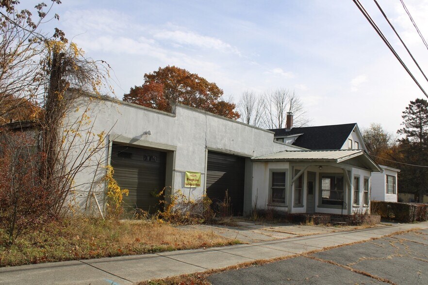 More Photos Of 5 Millers Falls Rd, Turners Falls Warehouse For Sale