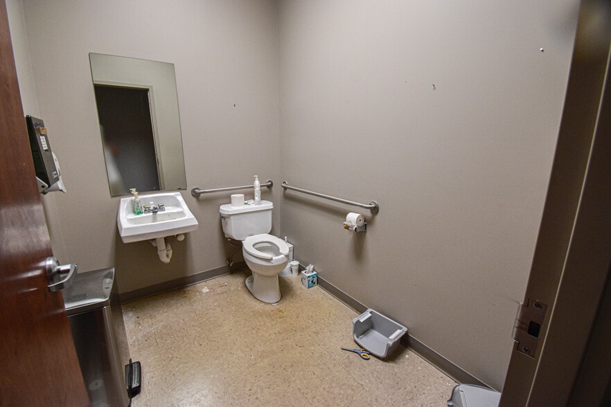 More Photos Of , Tuscaloosa Unknown For Sale