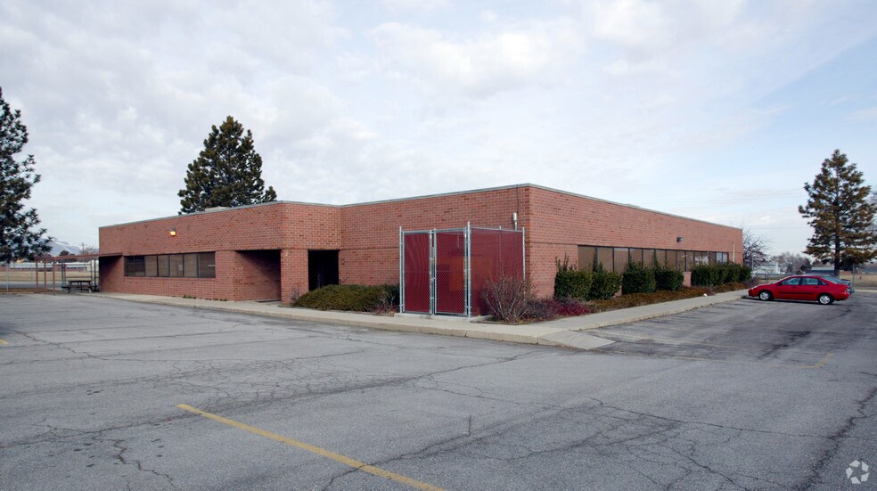 More Photos Of 4115 W Sams Blvd, Kearns Office For Sale