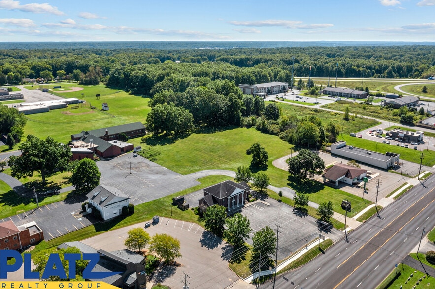More Photos Of 4407 Belmont Ave, Youngstown Office For Sale