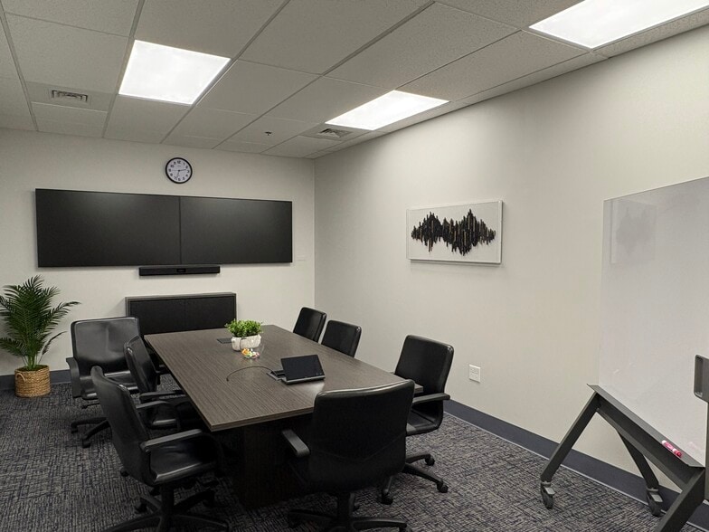 More Photos Of 201 Riverneck Rd, Chelmsford Office For Lease