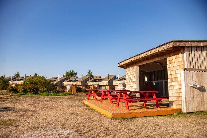 More Photos Of 11 Chabot Rd, Copalis Beach Hotel For Sale