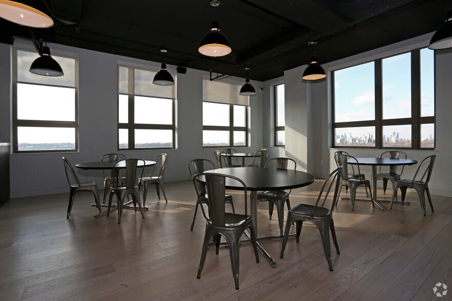 More Photos Of 626-632 Flatbush Ave, Brooklyn Apartments For Lease