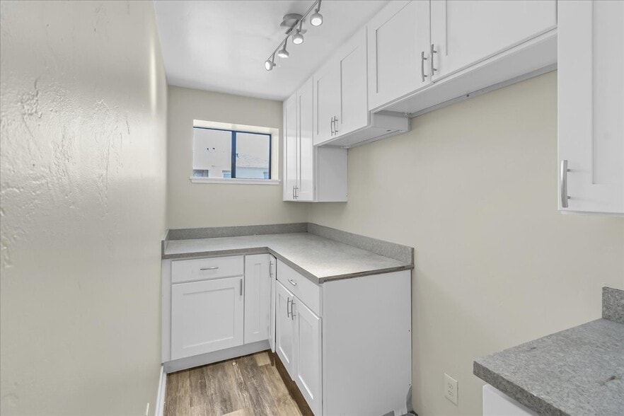 More Photos Of 182 El Dorado St, Monterey Medical For Sale