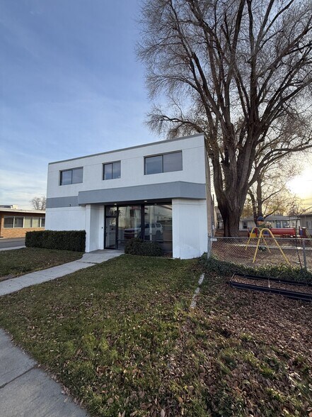 More Photos Of 723 W Columbia Ln, Provo Showroom For Sale