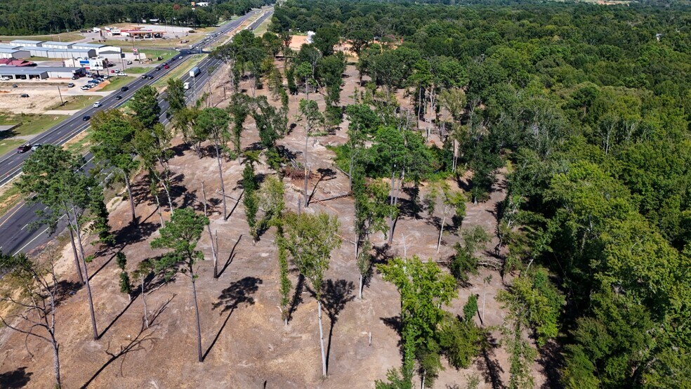 More Photos Of 16393 Highway 31, Tyler Land For Sale