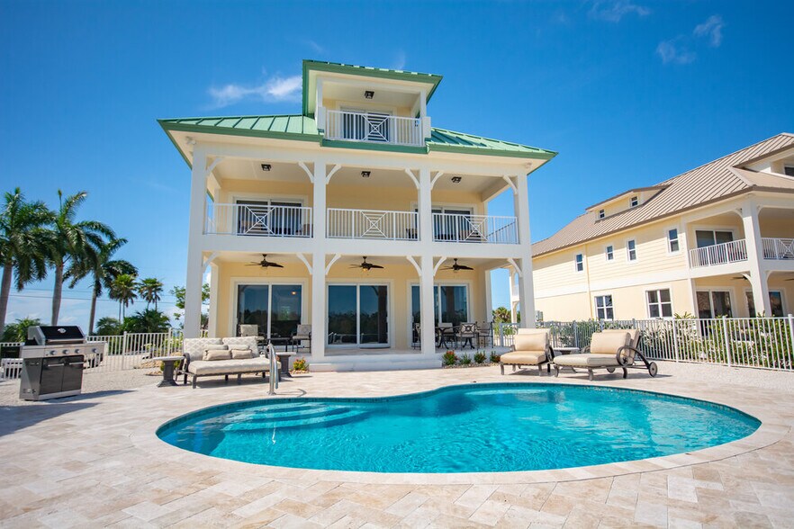More Photos Of 2394 Coco Plum Dr, Marathon Specialty For Sale