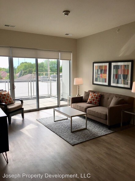 More Photos Of 4175 N Oakland Ave, Shorewood Multifamily For Sale