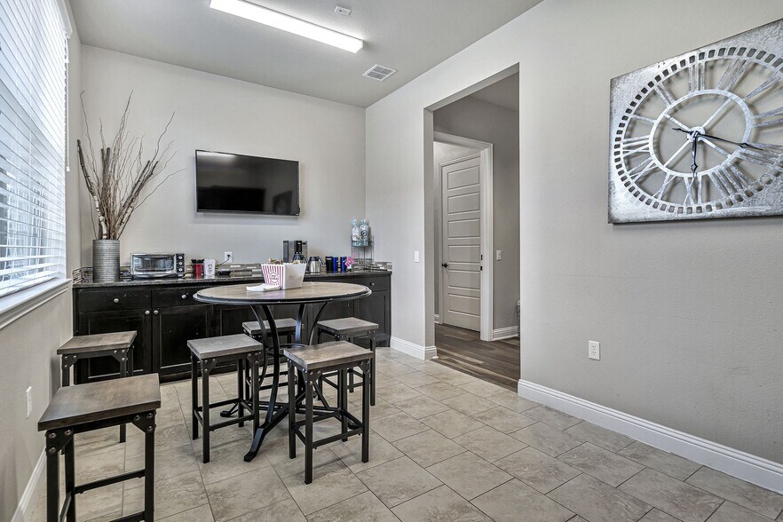 More Photos Of 8500 Precinct Line Rd, Colleyville Medical For Sale