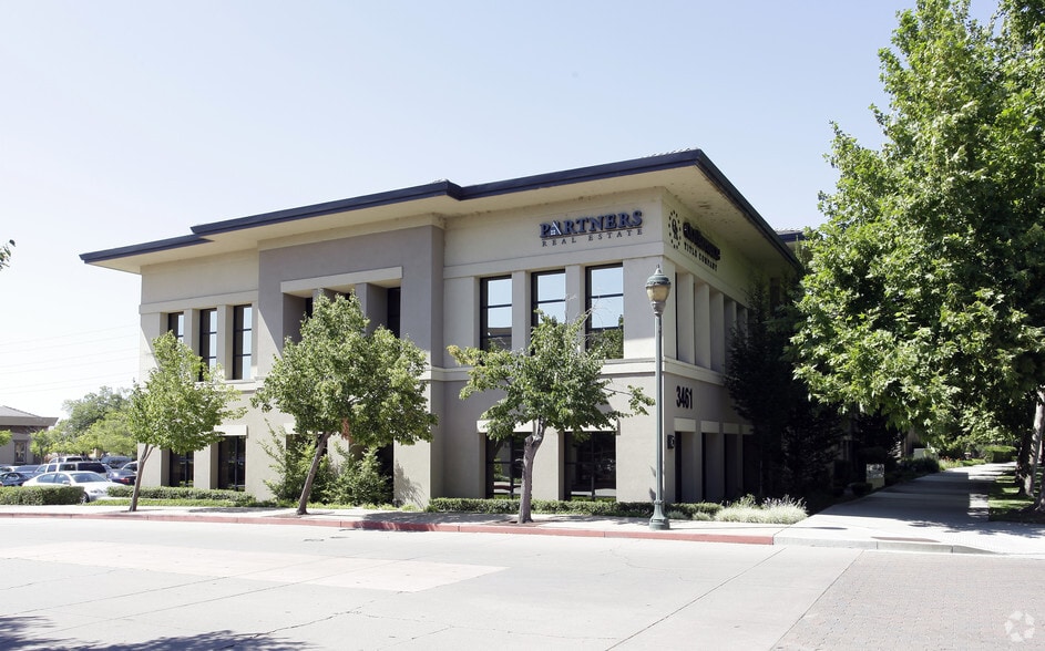More Photos Of 3461 Brookside Rd, Stockton Office For Sale