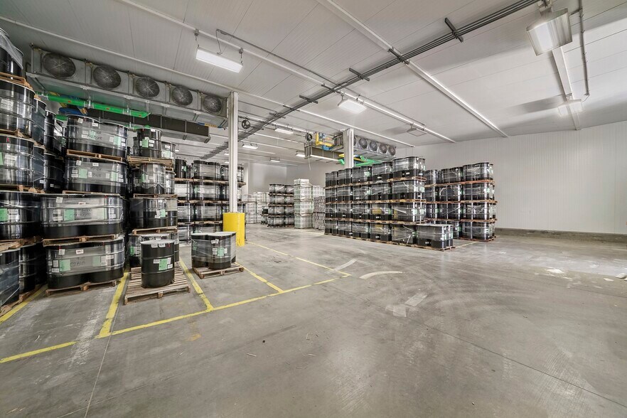 More Photos Of 830 Sycamore Rd, Arvin Refrigeration Cold Storage For Sale