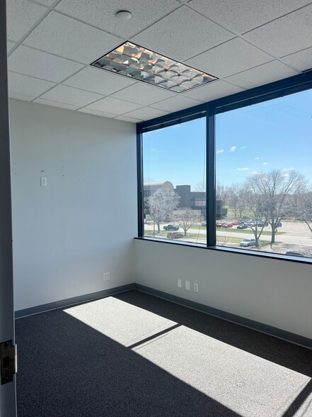 More Photos Of 4150 2nd St S, Saint Cloud Office For Lease