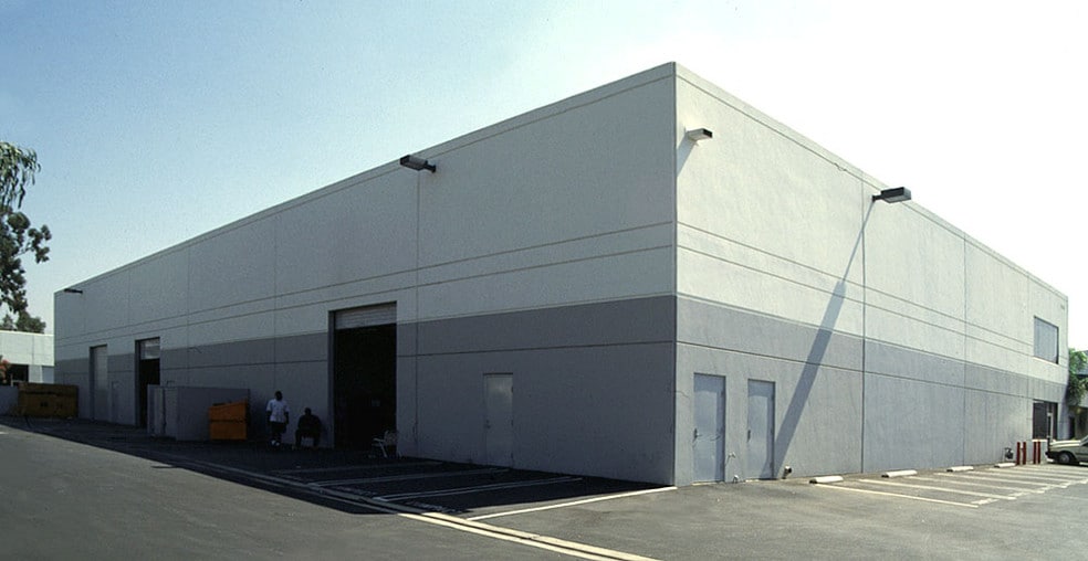 More Photos Of 10312 Norris Ave, Pacoima Unknown For Lease