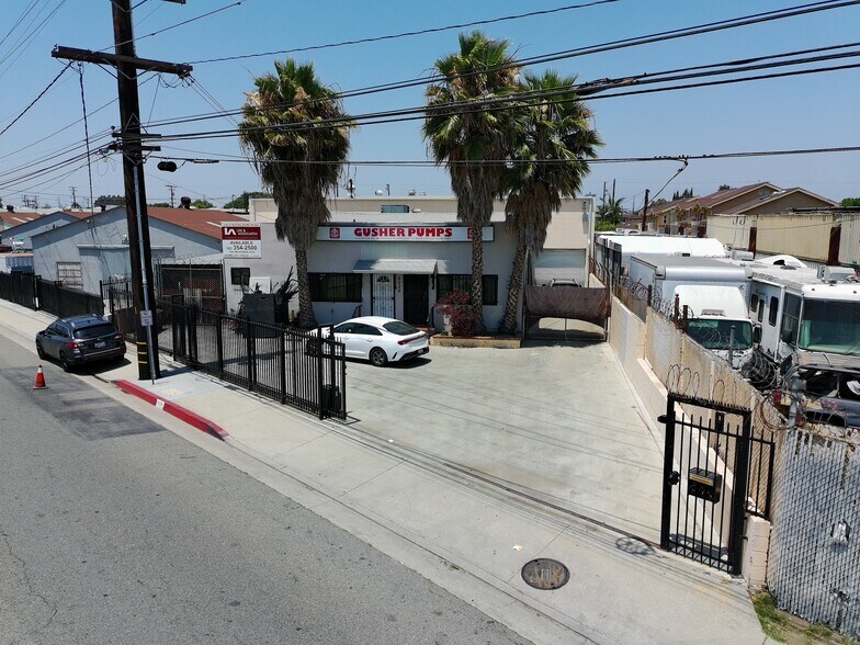 More Photos Of 8226 Salt Lake Ave, Cudahy Warehouse For Sale