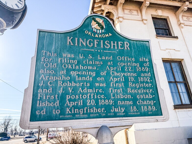 More Photos Of 406 N Main St, Kingfisher Office For Sale