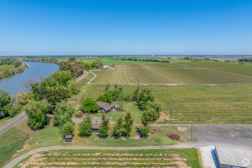 More Photos Of 15511 Isleton Rd, Isleton Winery Vineyard For Lease
