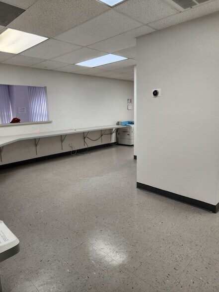 More Photos Of 1619 Cecil Ave, Delano Medical For Lease