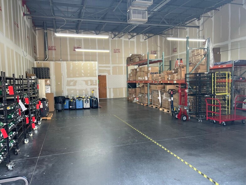 More Photos Of 1806 33rd St, Orlando Office For Lease