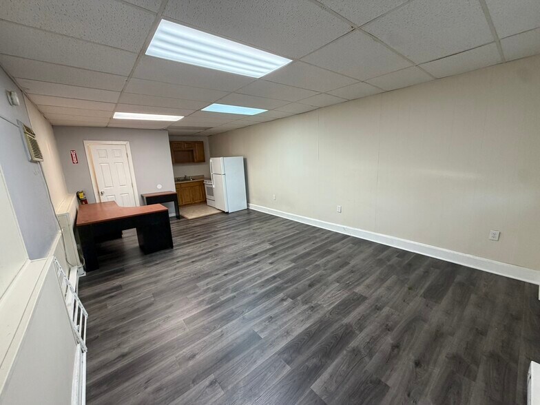 More Photos Of 6106 Torresdale Ave, Philadelphia Storefront Retail Residential For Lease