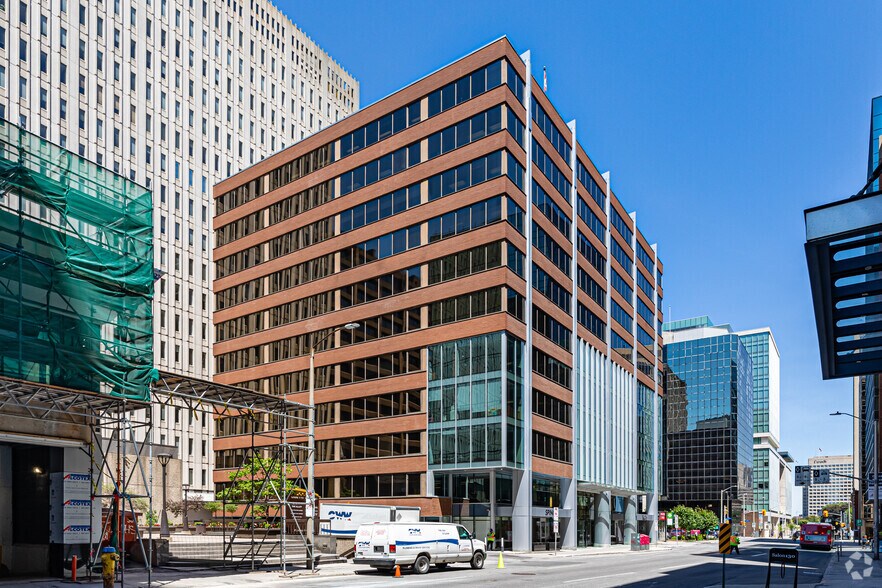 More Photos Of 123 Slater St, Ottawa Office For Lease