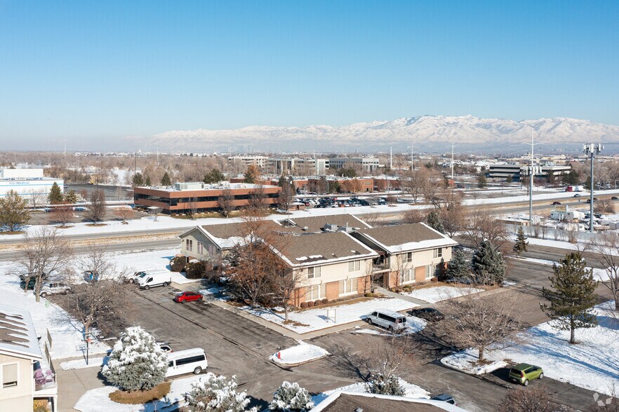 More Photos Of 1006 W Atherton Dr, Salt Lake City Unknown For Lease