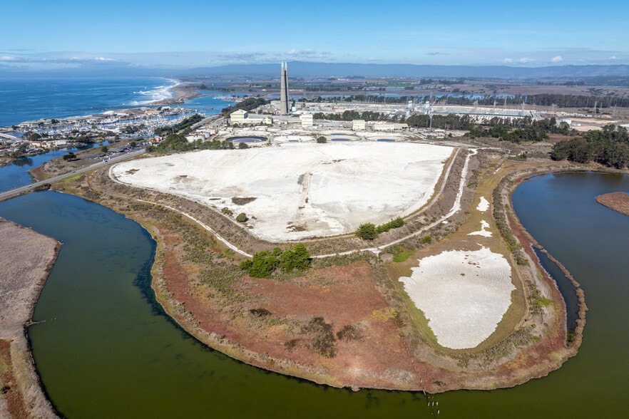 More Photos Of 11500 Dolan Rd, Moss Landing Industrial For Sale