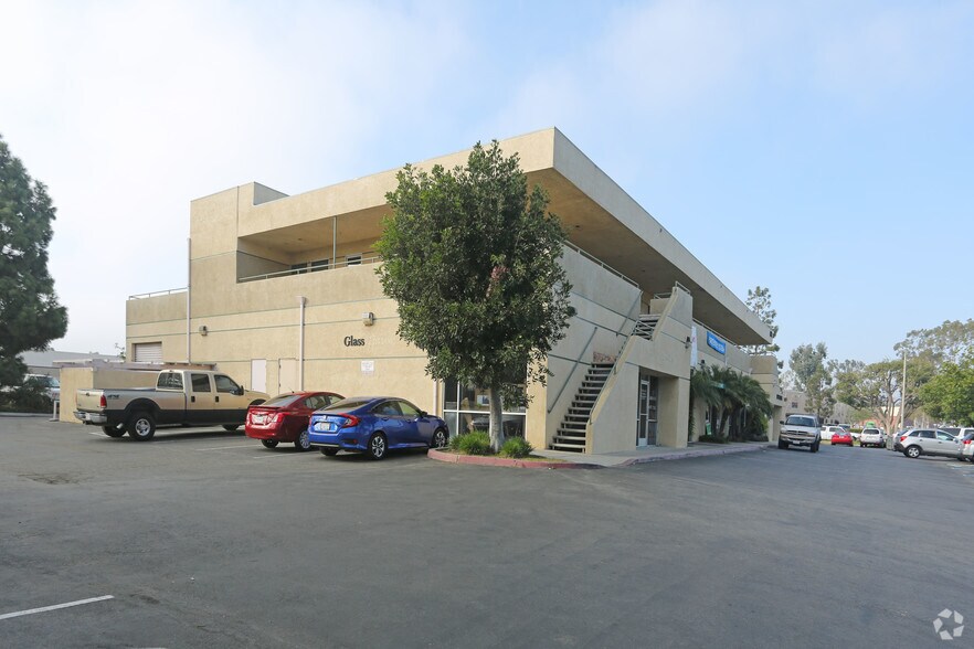 Primary Photo Of 4587 Telephone Rd, Ventura Office For Sale
