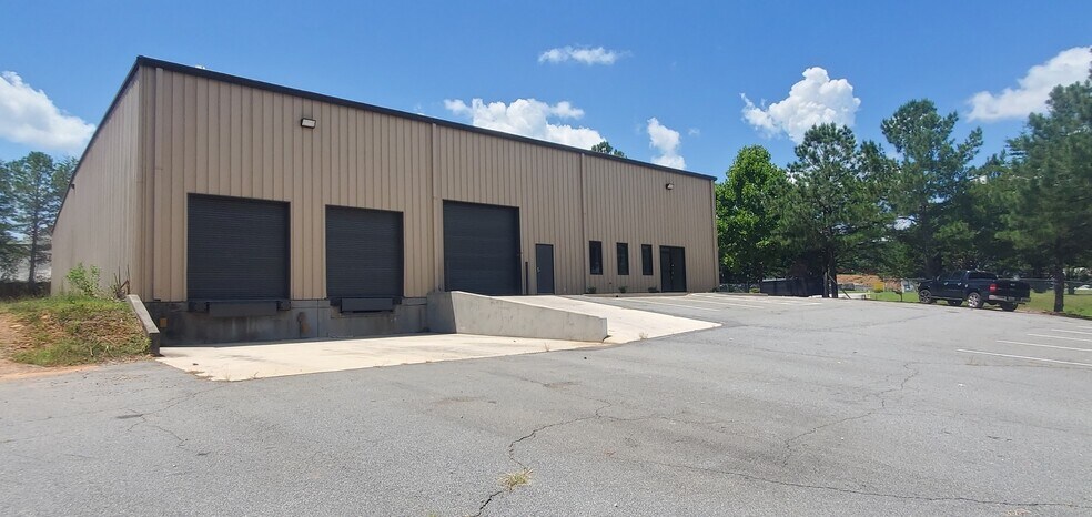 More Photos Of 14 American Way, Dawsonville Warehouse For Sale