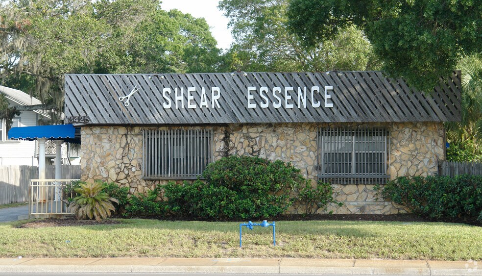 More Photos Of 3425 22nd Ave S, Saint Petersburg Storefront For Sale