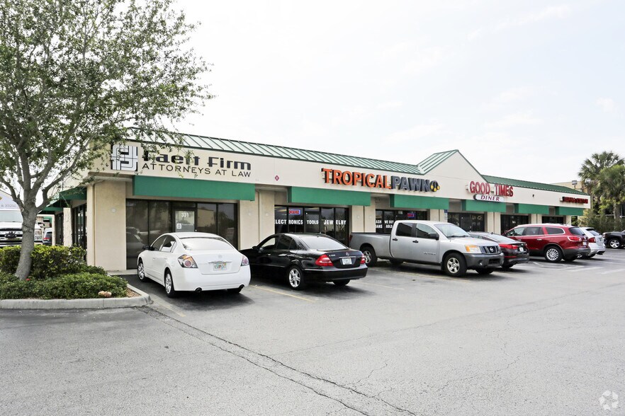 Primary Photo Of 313-331 Airport Rd S, Naples Freestanding For Lease