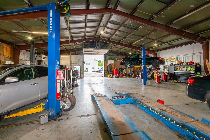 More Photos Of 309 S Link Ln, Fort Collins Warehouse For Lease