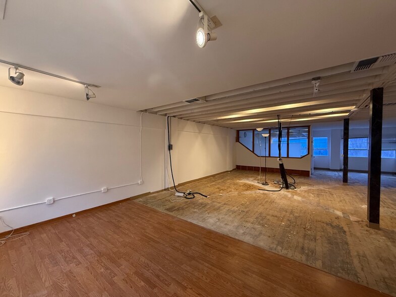 More Photos Of 300-500 Ben Franklin Ct, San Mateo Office For Lease