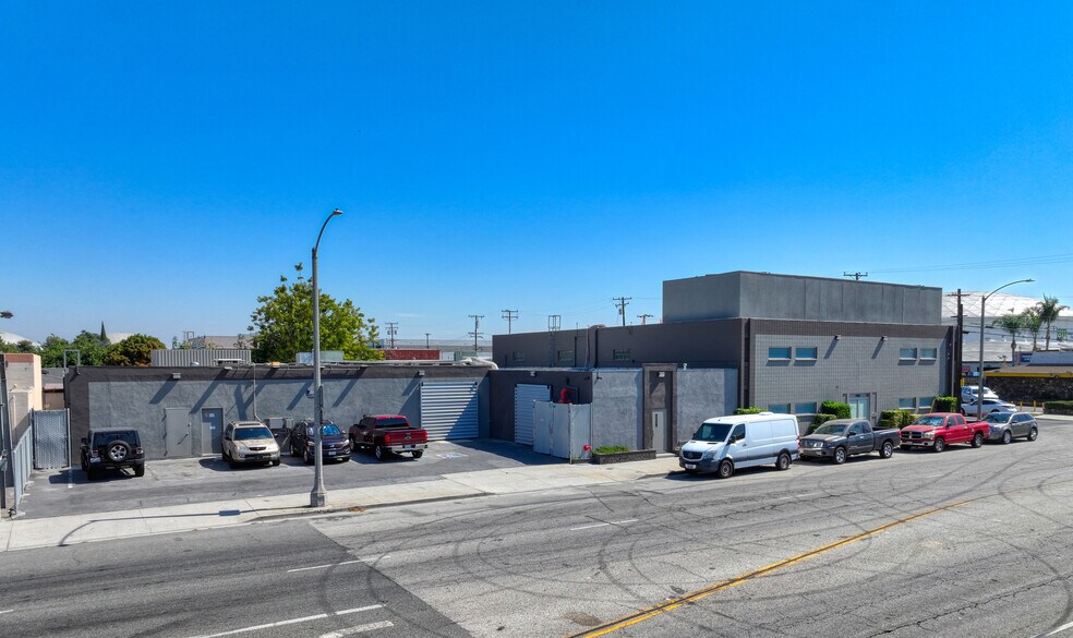 Primary Photo Of 6150-6164 Cherry Ave, Long Beach Warehouse For Sale