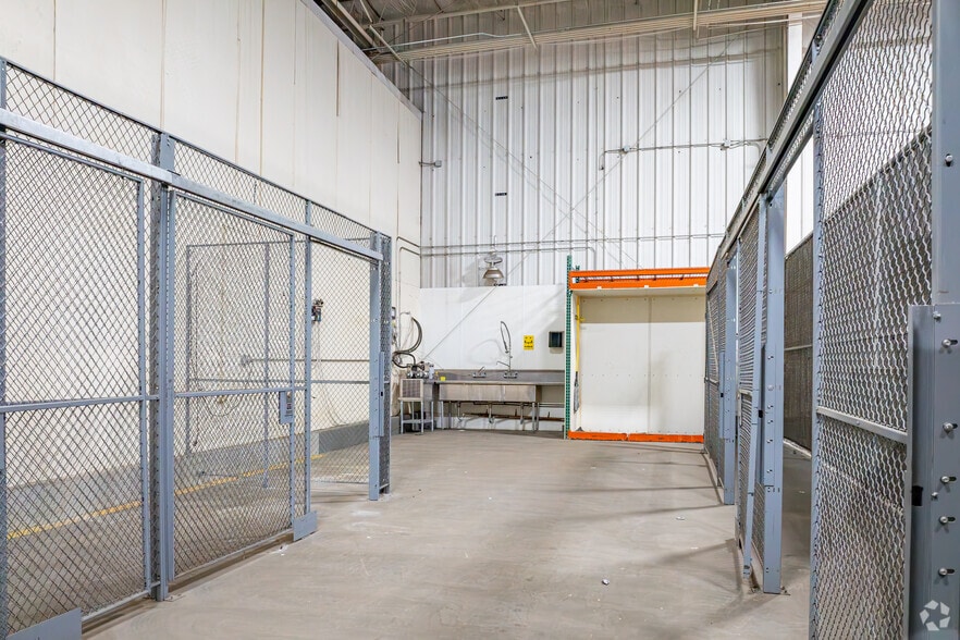 More Photos Of 1455 E 62nd Ave, Denver Refrigeration Cold Storage For Sale
