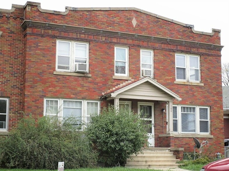 Primary Photo Of 104 Arden St, Waterloo Apartments For Sale