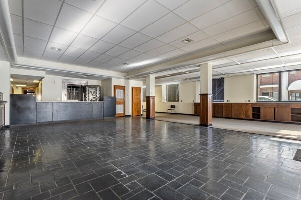 More Photos Of 702 Park Ave NW, Norton Office For Sale