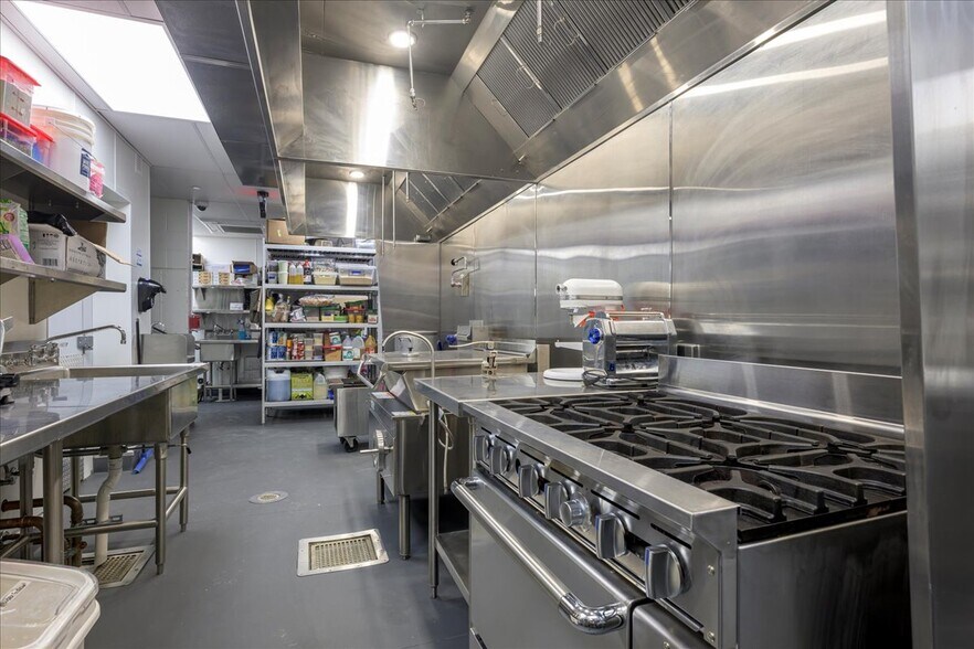 More Photos Of 185 N Lena St, Ridgway General Retail For Sale