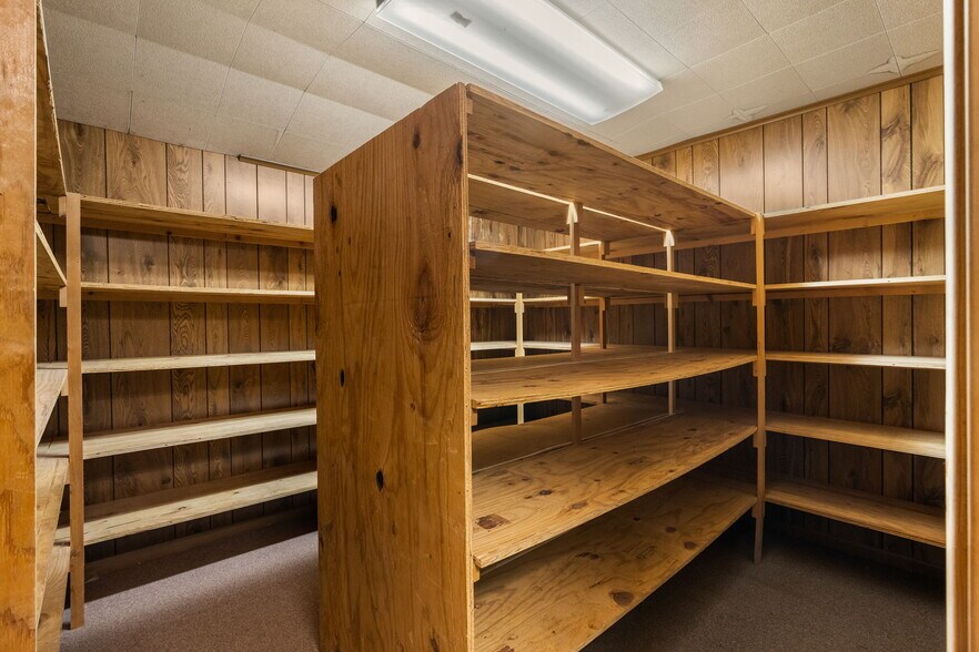 More Photos Of 2200 Sciaaca Rd, Spring Office For Sale
